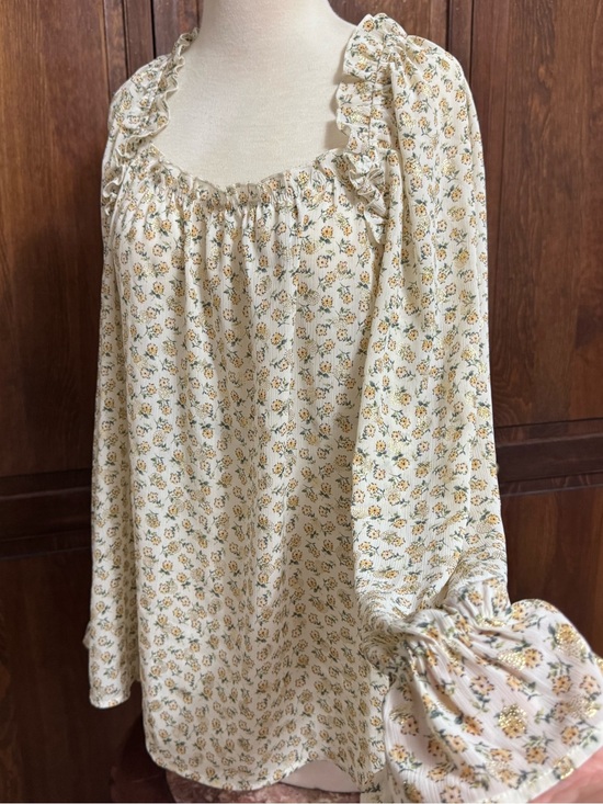 Gigio Tops - GiGiO Peasant Blouse Floral Square Neck Ruffle Small Metallic Lurex Boho Top S-L